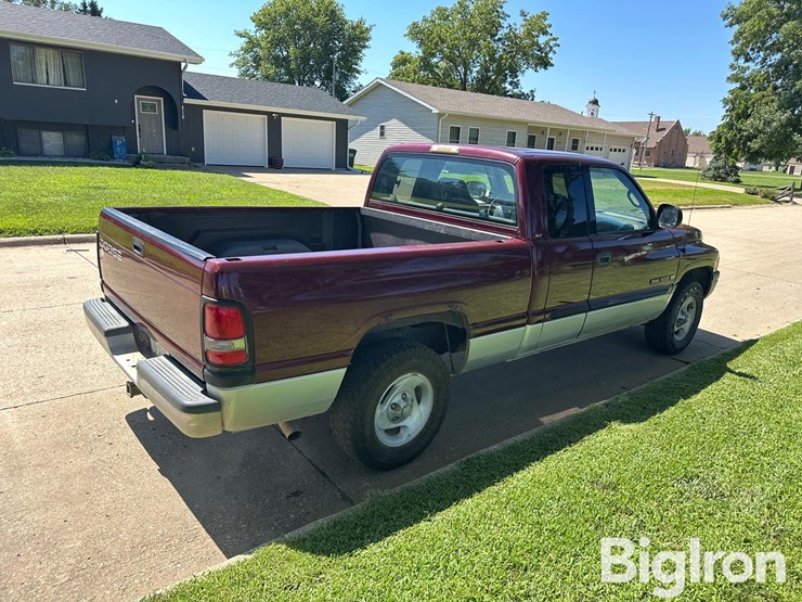 2001-dodge-ram-1500-image-5