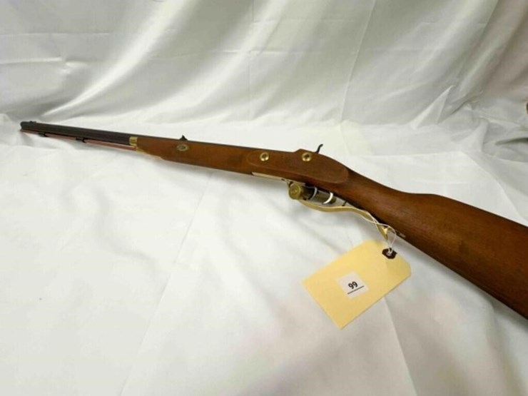 traditions-crockett-.32-cal-muzzleloader-image-1