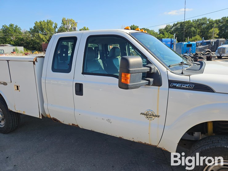 2013-ford-f350-xl-image-13