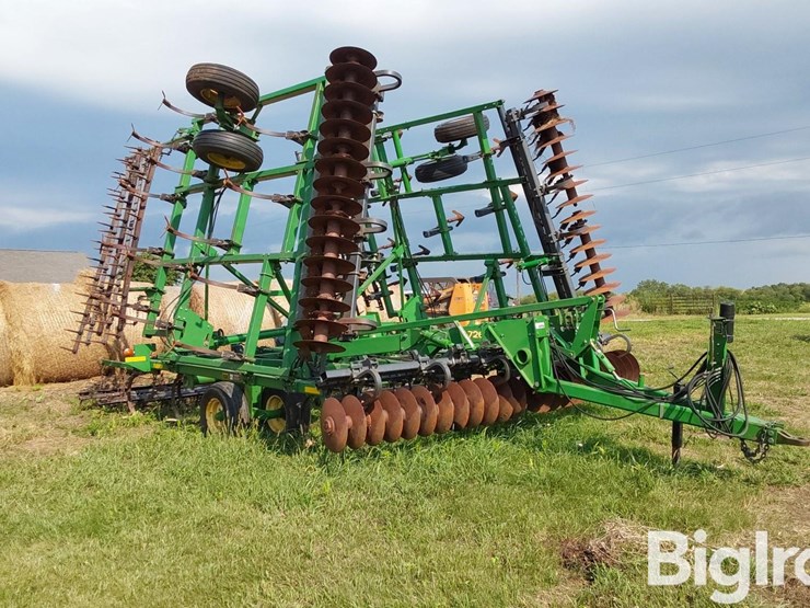 john-deere-726-image-3