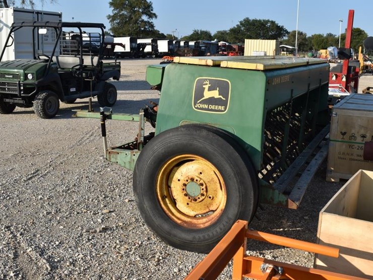 john-deere-8300-image-6