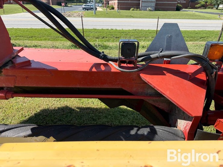 2007-new-holland-499-image-18