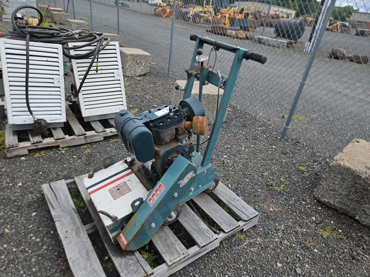 edco-cpsx-k-road-saw-image-1
