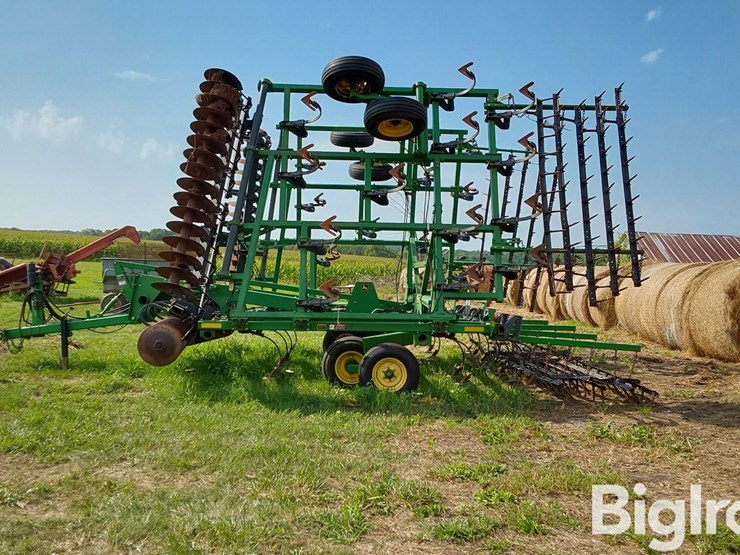 john-deere-726-image-12