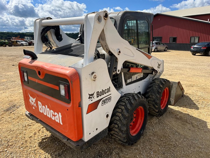 2018-bobcat-s570-image-5