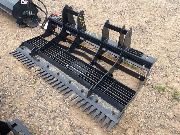 #3034-•-unused-2025-wolverine-skid-steer-land-leveler-attachment-image-2