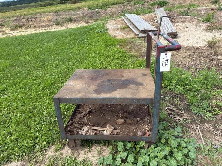 metal-tool-cart-image-1