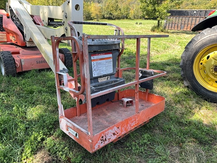 jlg-e450aj-image-12