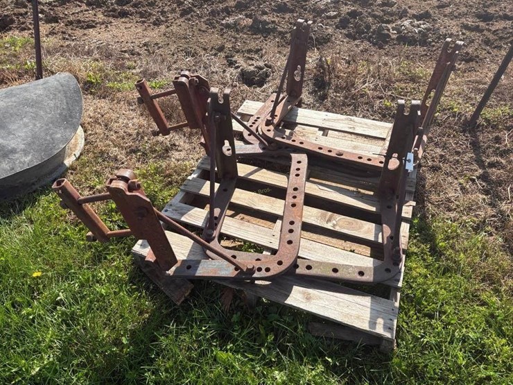 tractor-draw-bar-hitches-image-4