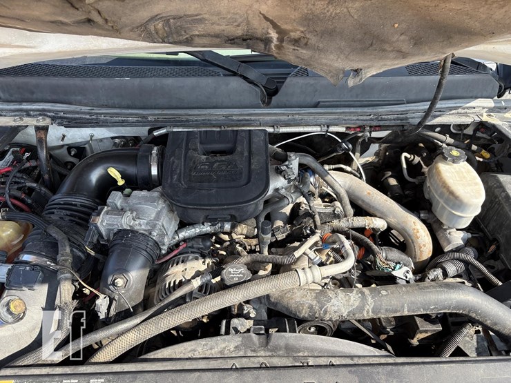 2013-gmc-sierra-3500-image-18