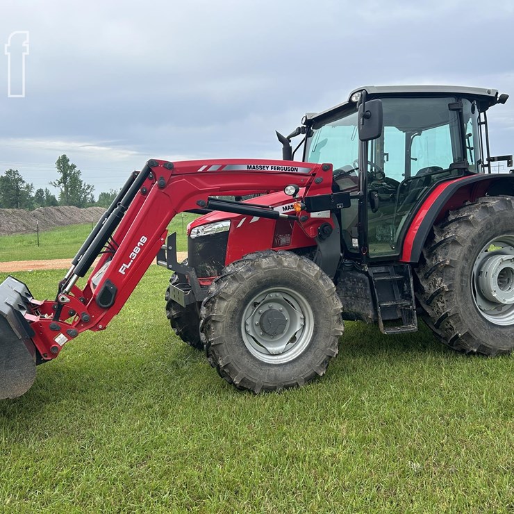 2023 MASSEY-FERGUSON 5711