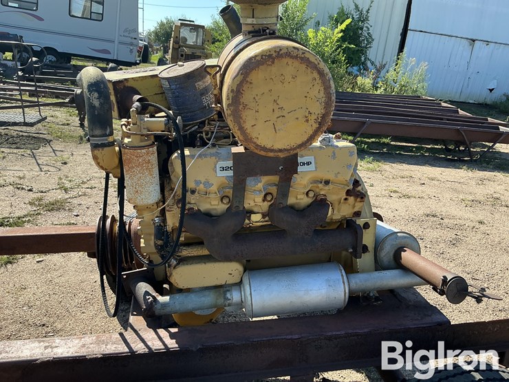 caterpillar-3208-image-13