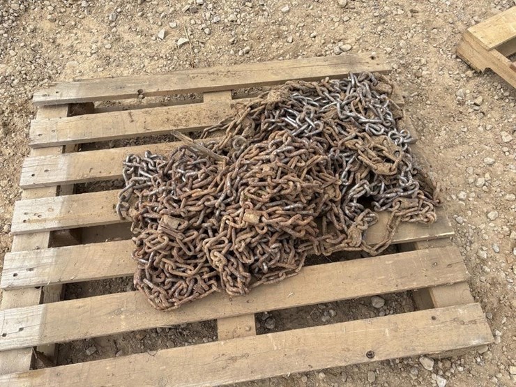 18.4---38-tire-chains-image-2