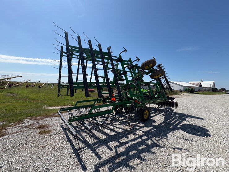 john-deere-726-image-5