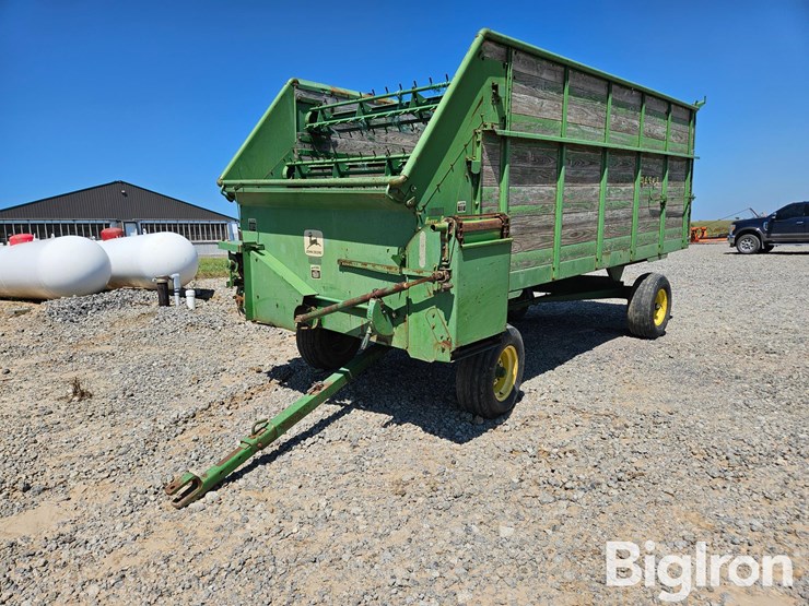 john-deere-125-image-1