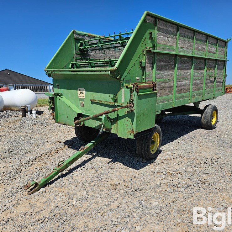 JOHN DEERE 125