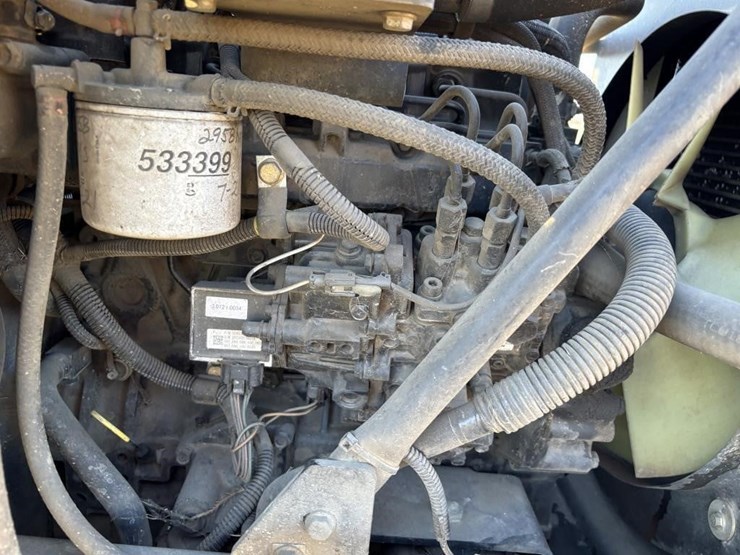 2013-john-deere-1600-turbo-image-29
