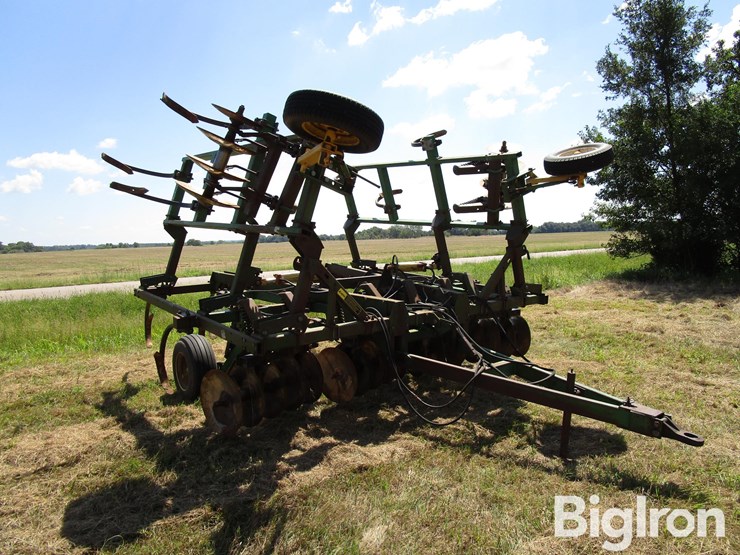 john-deere-712-image-3