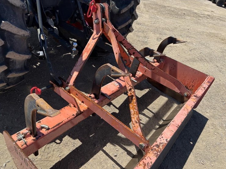 2018-kubota-l4701-image-17
