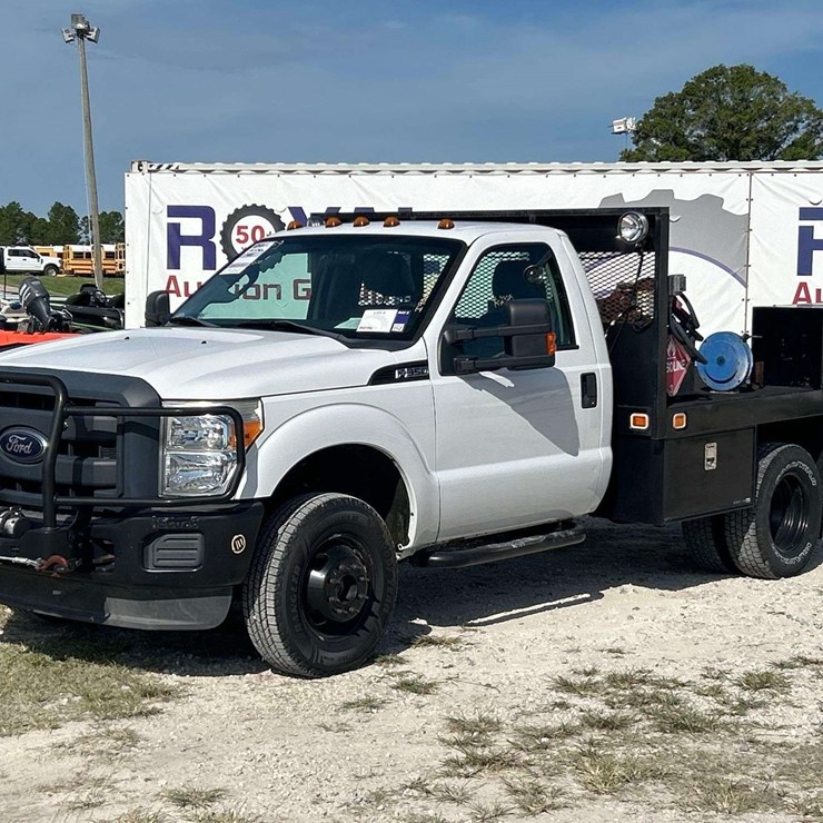 2012 FORD F350