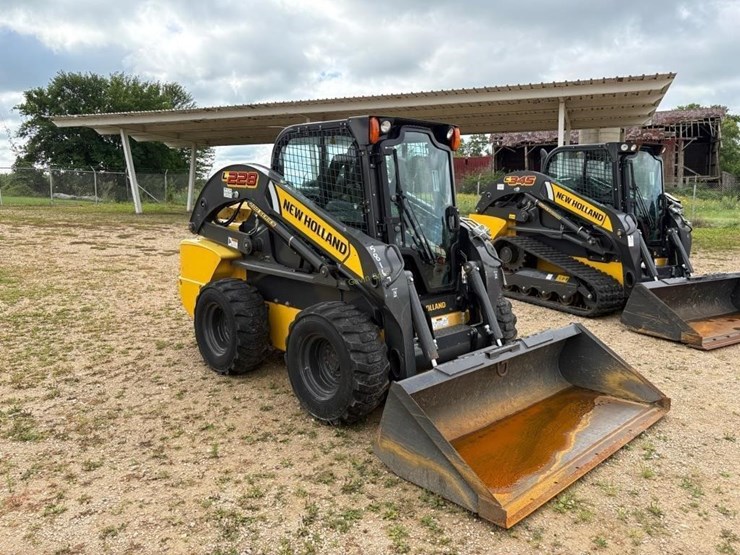 2017-new-holland-l228-image-3