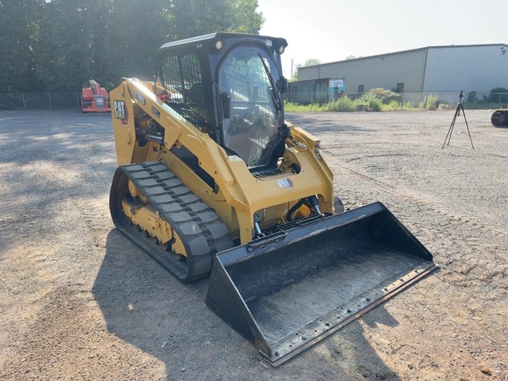 2022-caterpillar-279d3-image-7