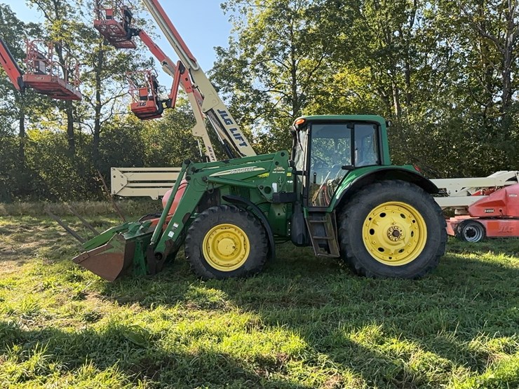 john-deere-7220-image-1