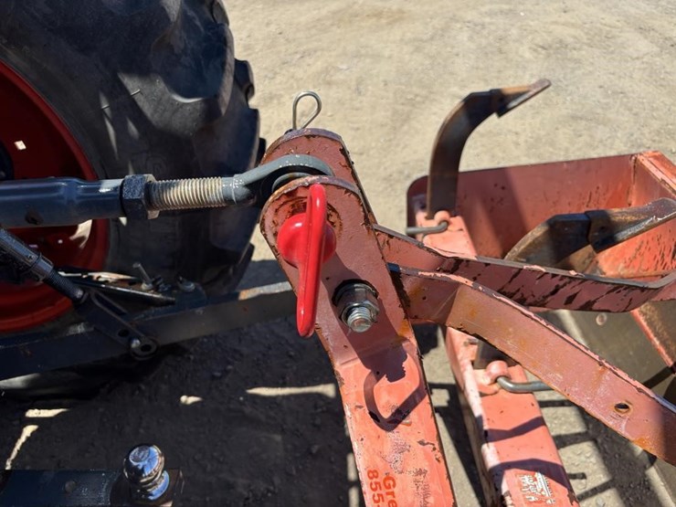 2018-kubota-l4701-image-18
