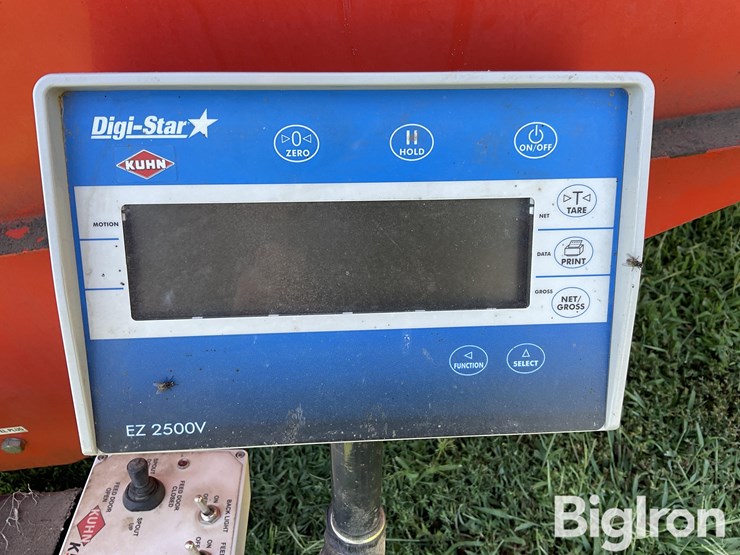 kuhn-knight-3130-image-14