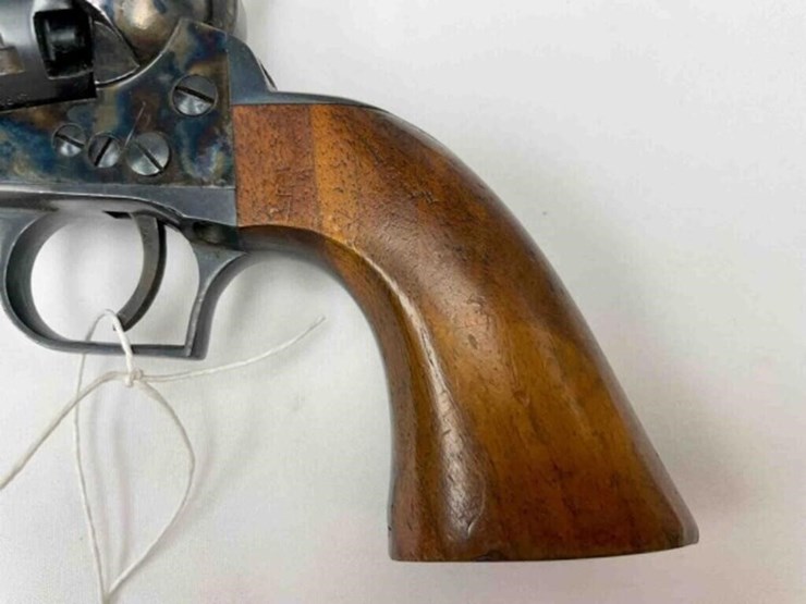 replica-arms-image-7