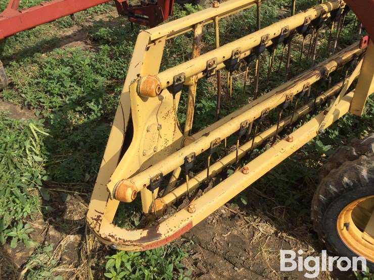 new-holland-258-image-17