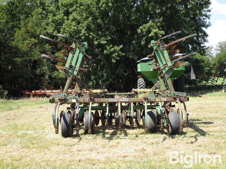 john-deere-712-image-6