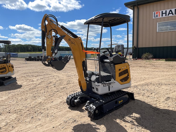 #9433-•-2025-unused-cfg-mini-excavator-image-1