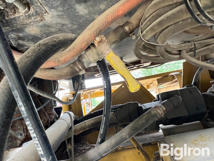 ag-chem-terra-gator-8103-image-19