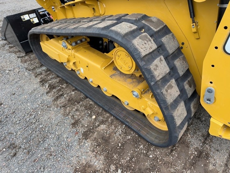 2024-caterpillar-265-track-skid-steer-image-15