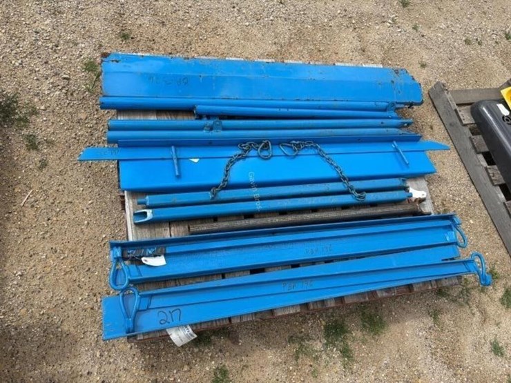 patz-manure-spreader,-parts-etc.-image-1