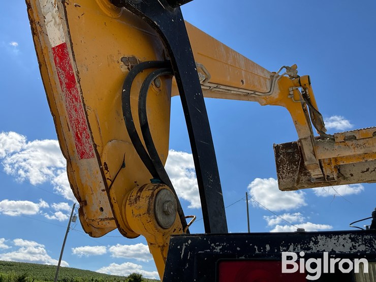 2005-john-deere-317-image-17