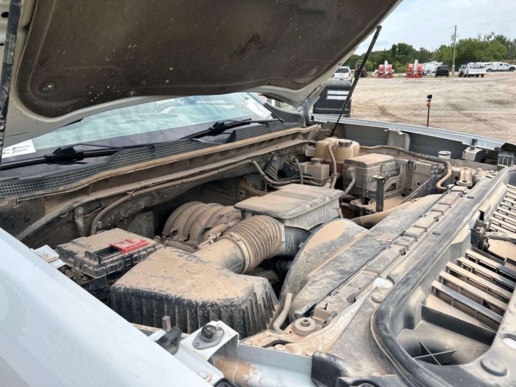 2020-chevrolet-silverado-3500-image-9