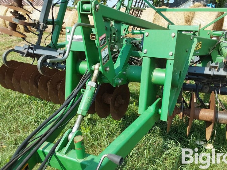 john-deere-726-image-16