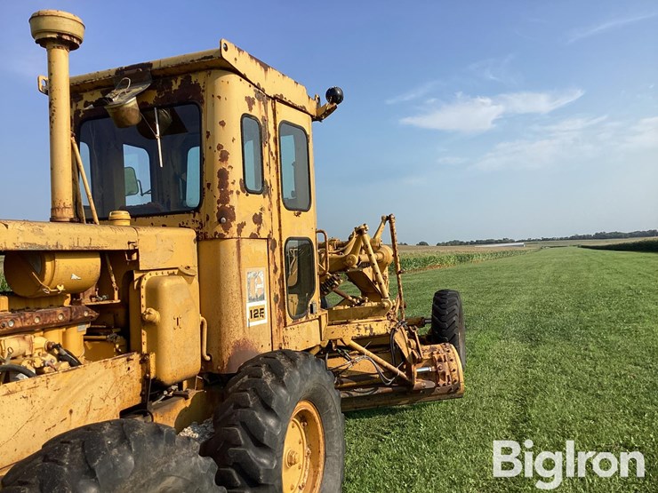 1973-caterpillar-12f-image-18