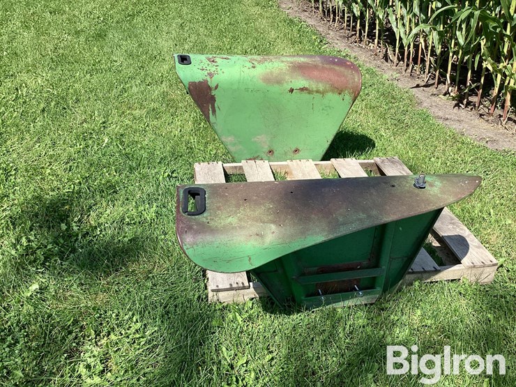 john-deere-10-image-12