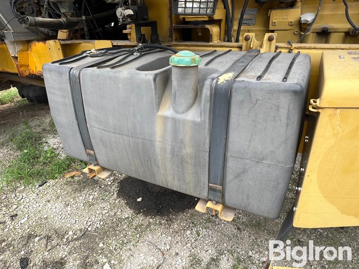 ag-chem-terra-gator-8103-image-13