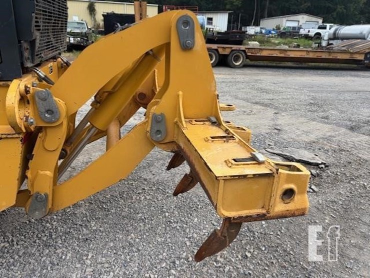 2009-deere-670g-image-31