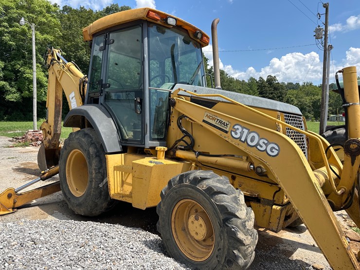 deere-310sg-image-2