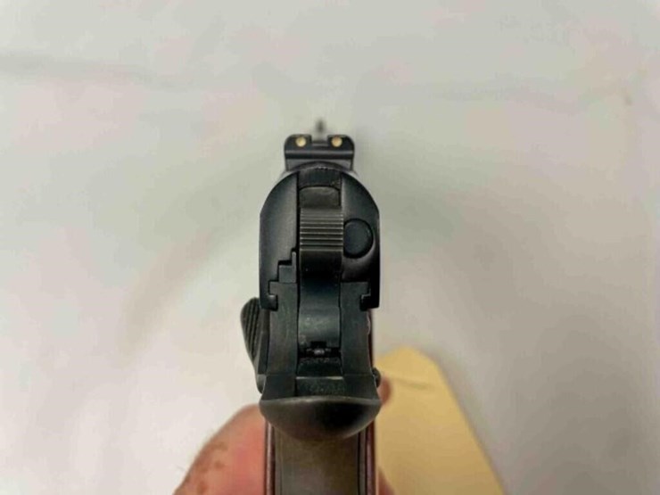 para-ordnance-45-acp-pistol-image-2