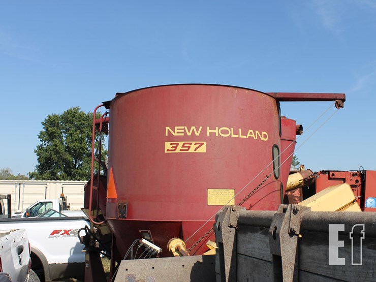 new-holland-357-image-3