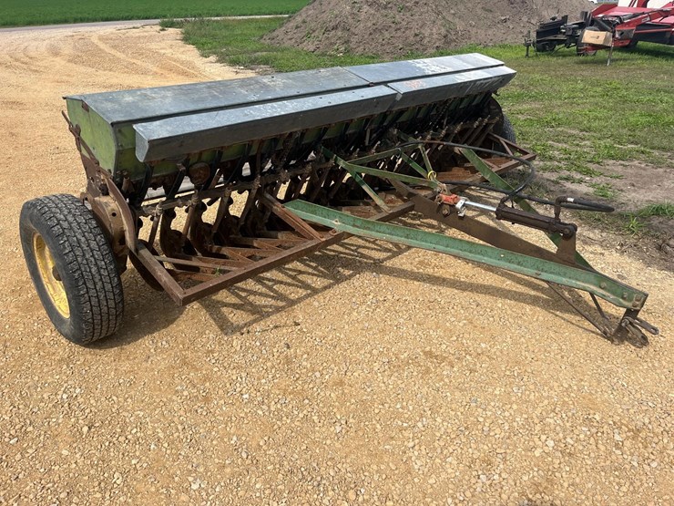 john-deere-10-image-4