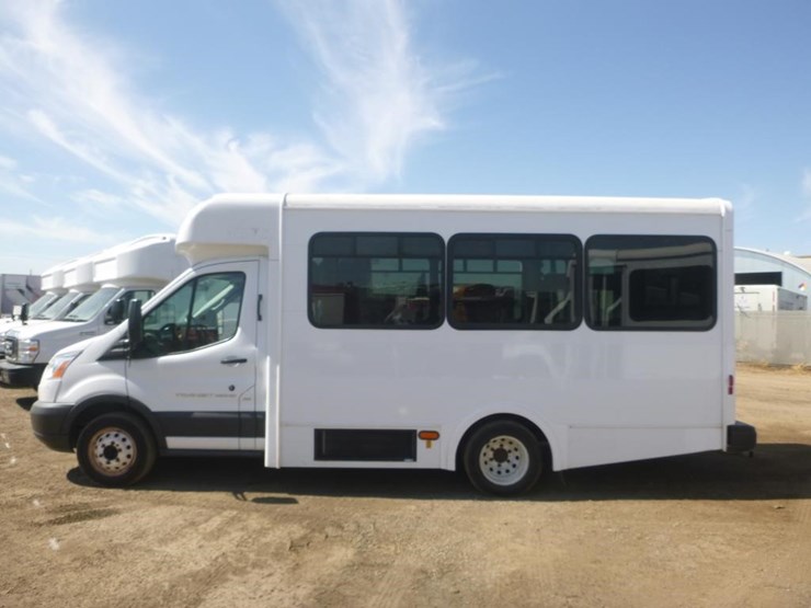2018-ford-e350-image-6
