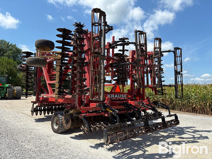 2013-kuhn-krause-8000-40-image-7