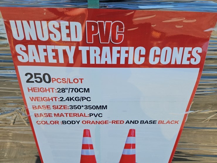 (250)-28"-traffic-cones-image-5